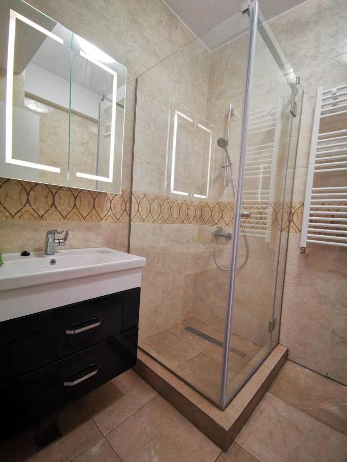 Paradis Apartments - By The Lake مامايا المظهر الخارجي الصورة